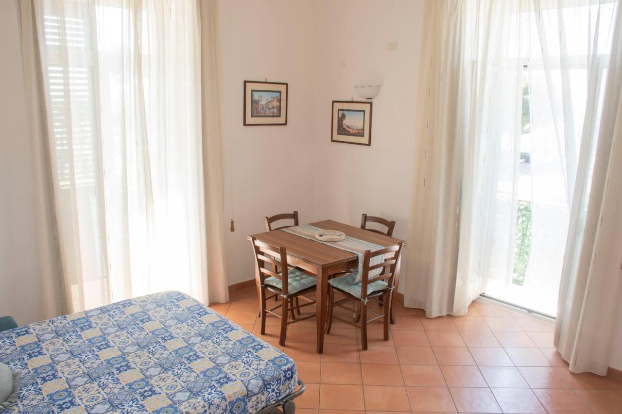 Uno Sguardo Sul Mare Villa Maiori Exterior foto